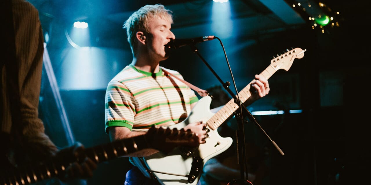Review and Photos: Good Neighbours at Social, Hull
