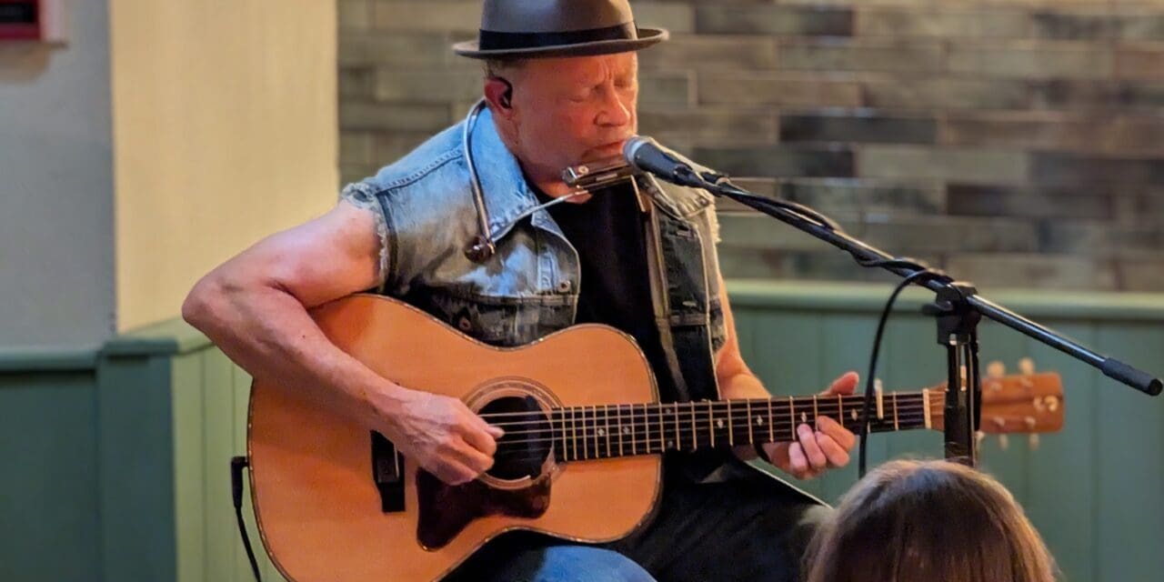 Nathan Bell with support from Malcolm MacWatt at the Crescent Lounge